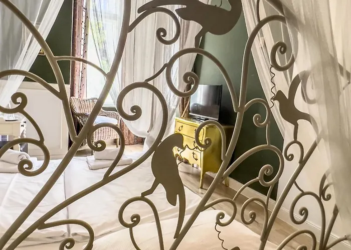 ميزون أم أوليفاير بلاتز فندق 3*