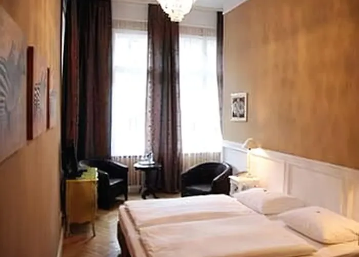 Hotel-maison Am Olivaer Platz Hotel