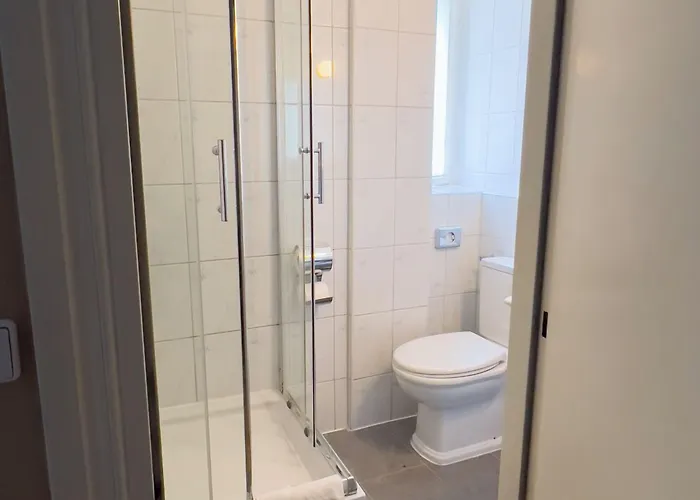 Hotel-maison Am Olivaer Platz 3* Berlín