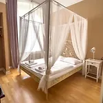 Hotel Hotel-maison Am Olivaer Platz Berlin