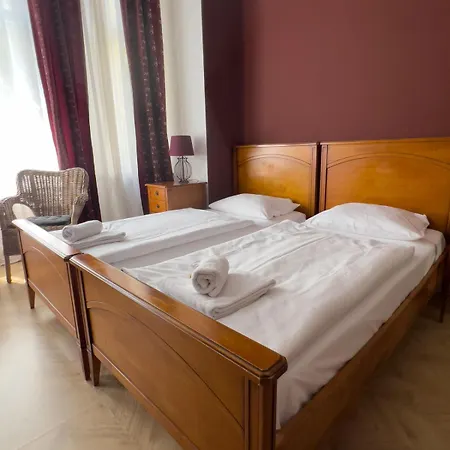 Hotel-maison Am Olivaer Platz Hotel Berlin