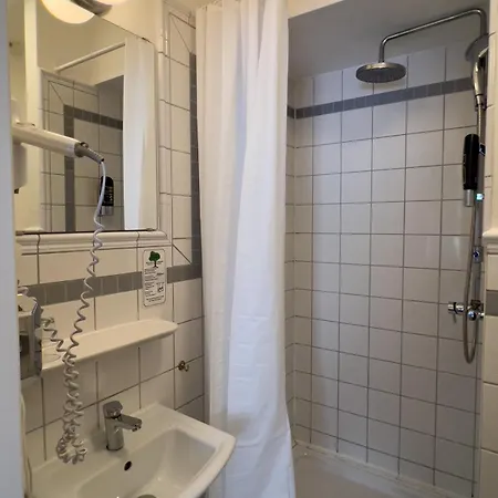 Hotel-maison Am Olivaer Platz Berlin