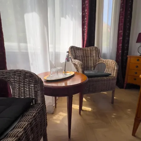 Hotel-maison Am Olivaer Platz Hotel