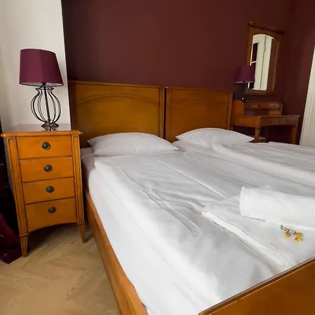 호텔 Hotel-maison Am Olivaer Platz