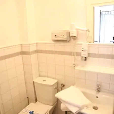 Hotel-maison Am Olivaer Platz 호텔