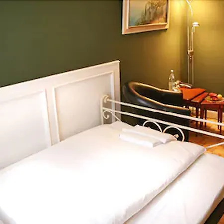 Hotel-maison Am Olivaer Platz Hotel Berlin