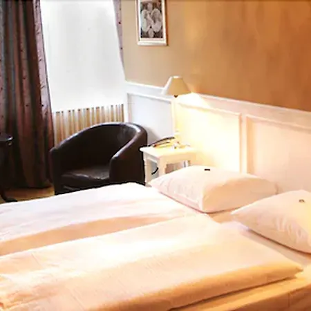 Hotel-maison Am Olivaer Platz Hotel 3*