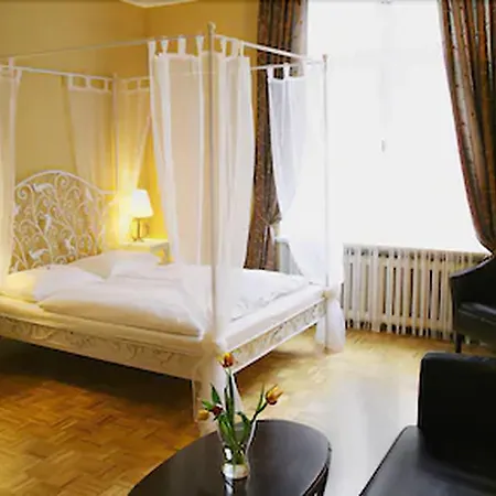 Hotel-maison Am Olivaer Platz Hotel Berlin