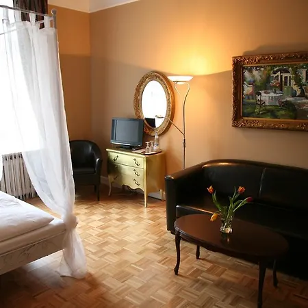 Hotel-maison Am Olivaer Platz Βερολίνο