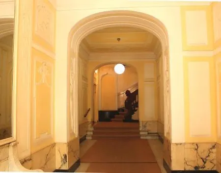 Hotel-maison Am Olivaer Platz 3* Berlin