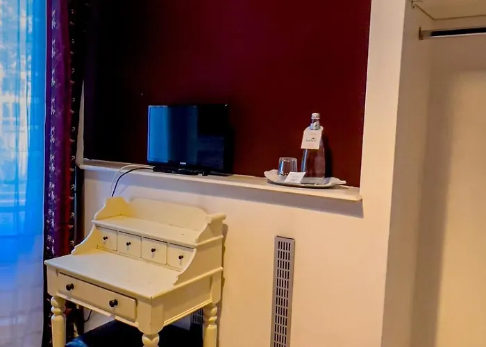 Hotel Hotel-maison Am Olivaer Platz 3*