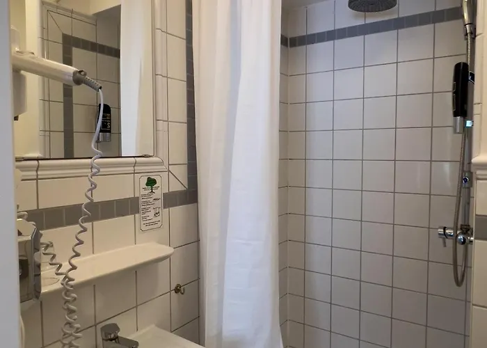 Hotel-maison Am Olivaer Platz Βερολίνο