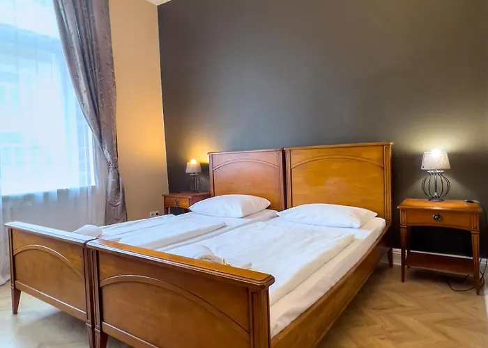 Hotel-maison Am Olivaer Platz Отель