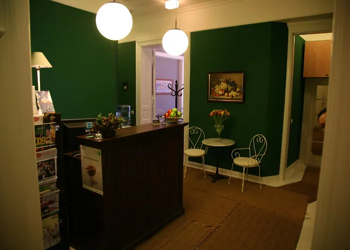 Ξενοδοχείο Hotel-maison Am Olivaer Platz 3*