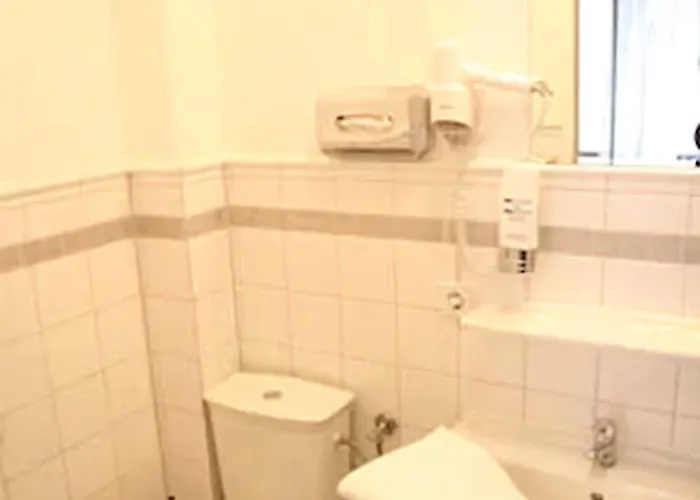 Hotel-maison Am Olivaer Platz Szálloda