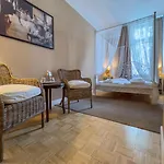 Hotel-maison Am Olivaer Platz Hotel 3*