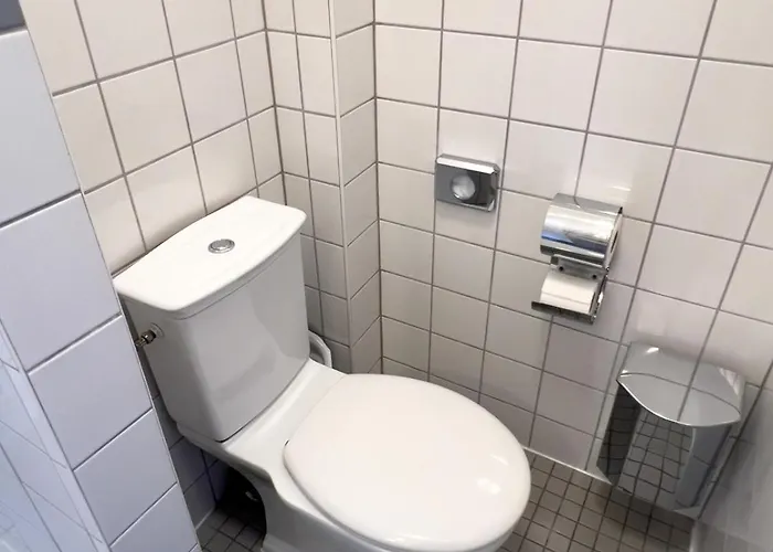 Hotel Hotel-maison Am Olivaer Platz 3*