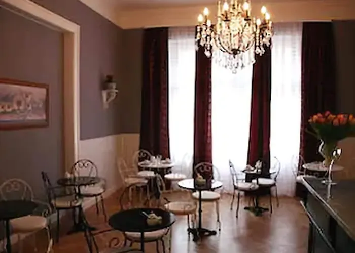 Hotel-maison Am Olivaer Platz Hotel 3*